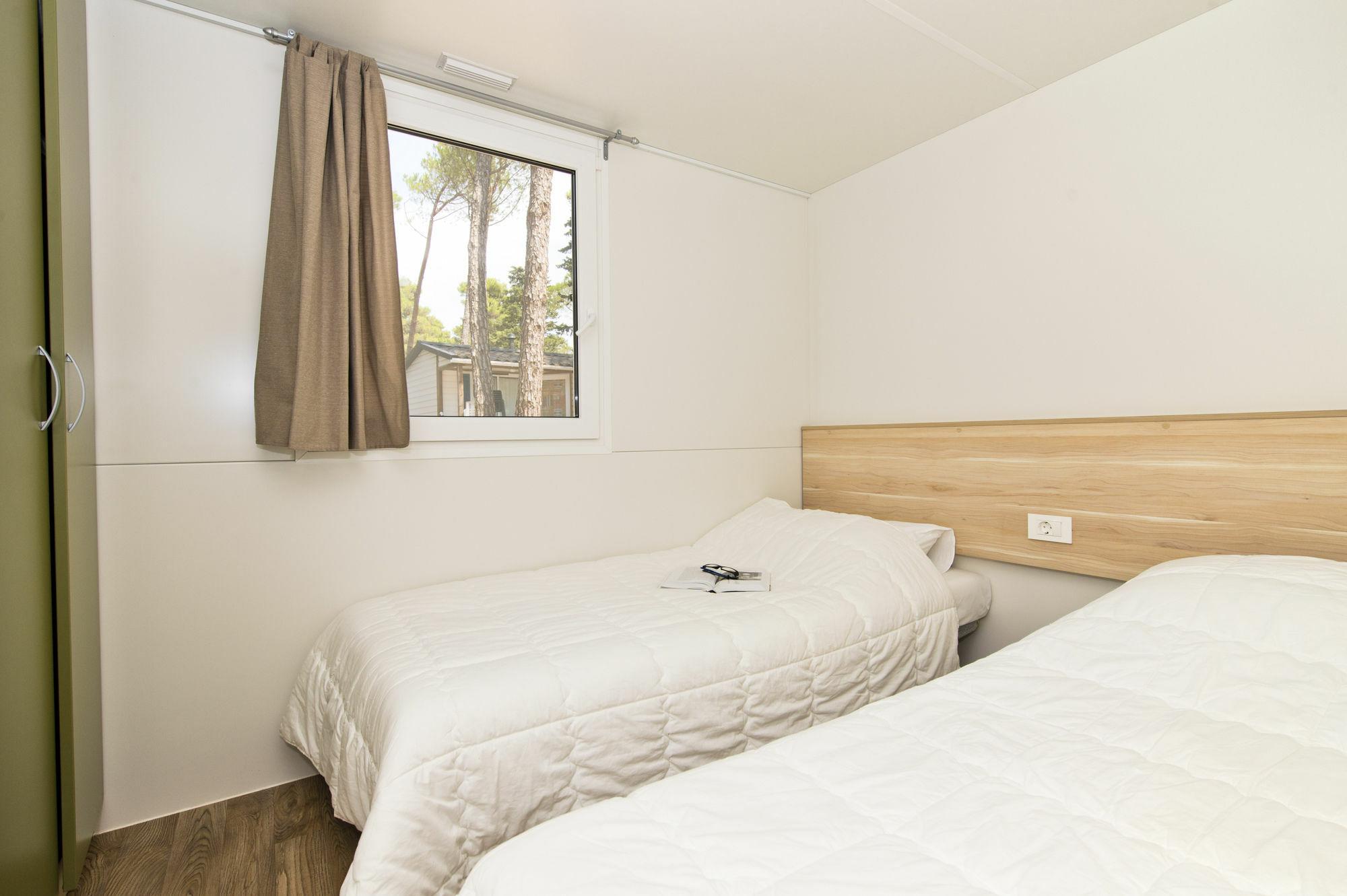 Zaton Holiday Resort Mobile Homes Nin Exterior photo